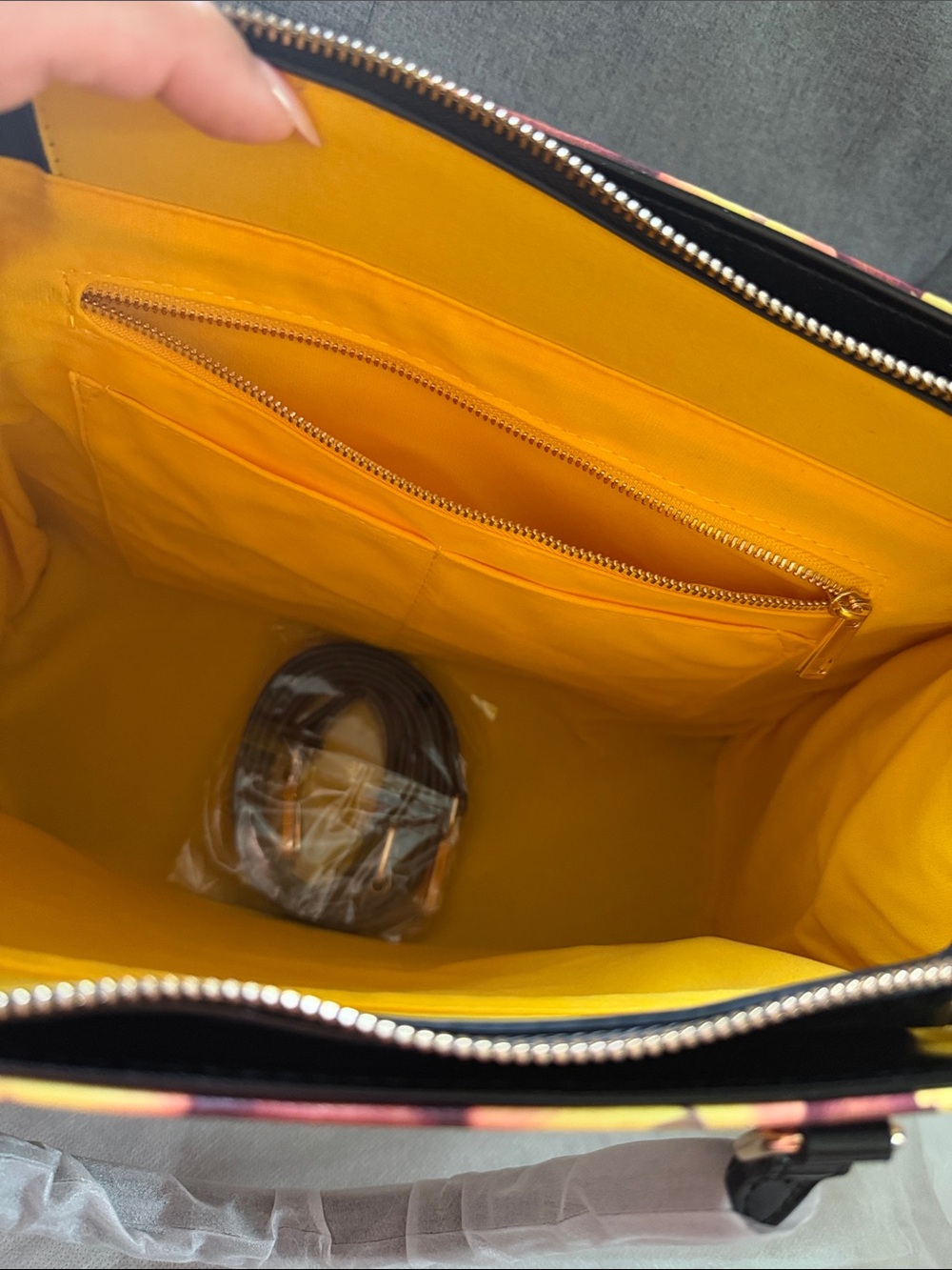 Beautiful Sunflower Handbag - Picture 4 of 4